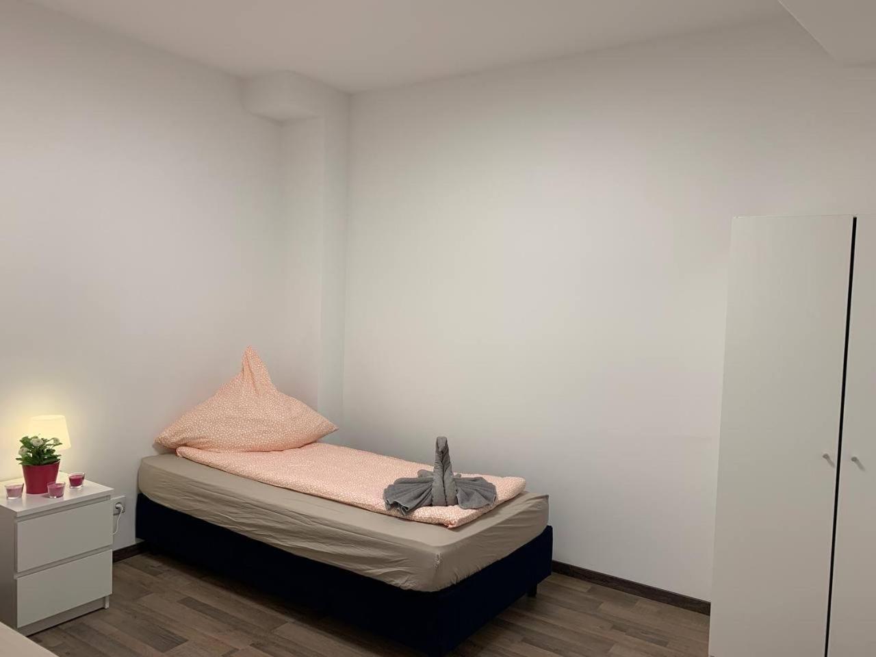 Central Private Rooms In Popular Neighborhood! Cologne Exterior photo